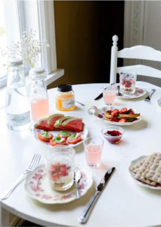 Aeppelgarden Bed & Breakfast Mariestad Exterior foto