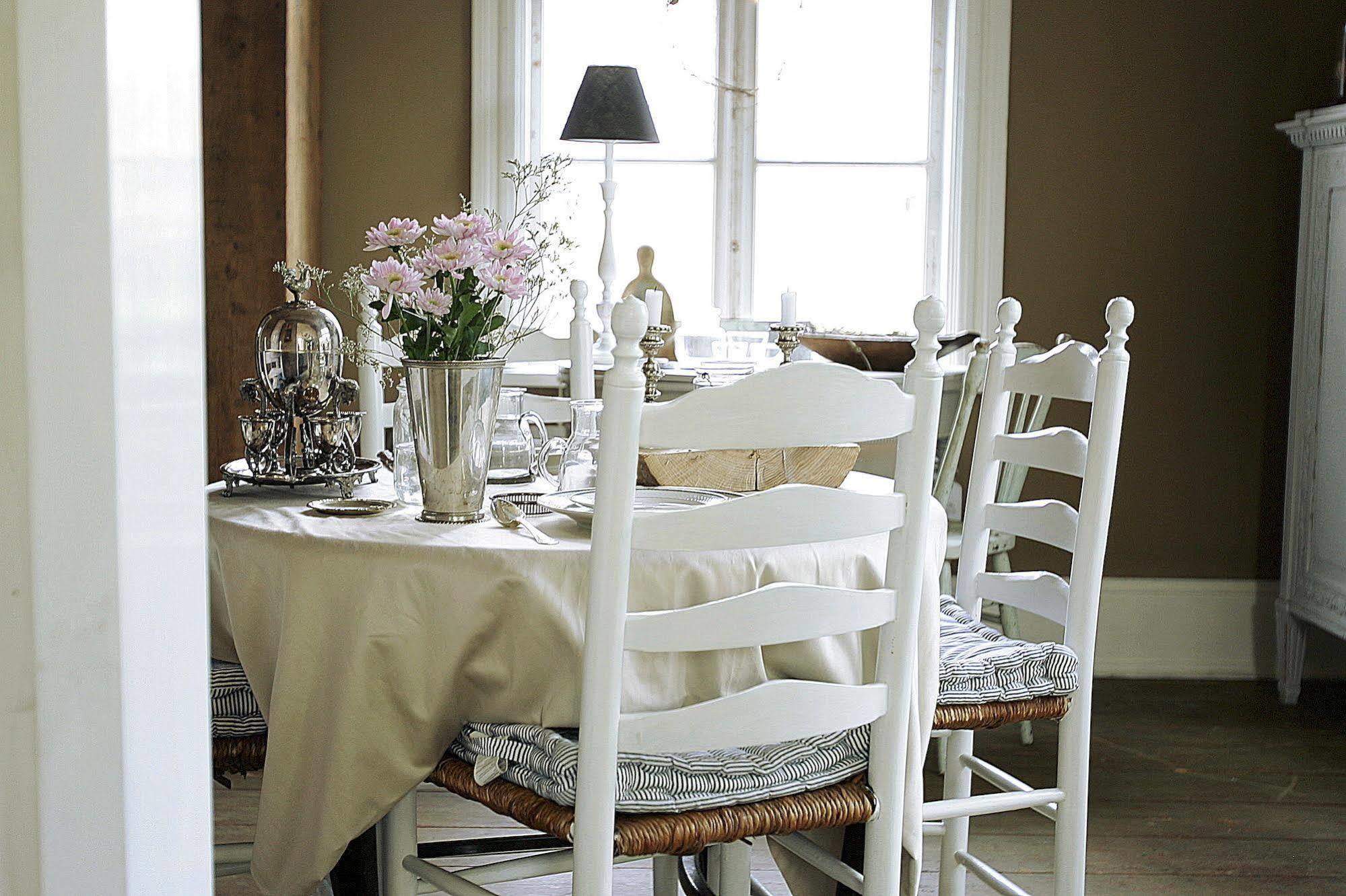 Aeppelgarden Bed & Breakfast Mariestad Exterior foto